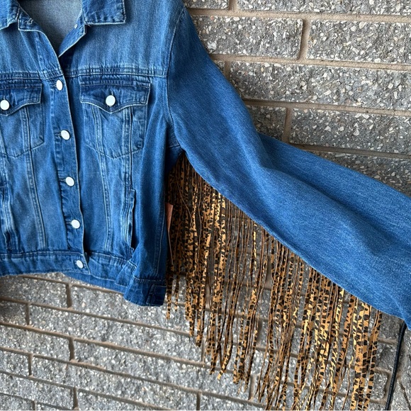 NWT Women’s Scully Fringe Cotton Blend Leopard Cheetah Western Denim Jacket XL - Picture 10 of 13